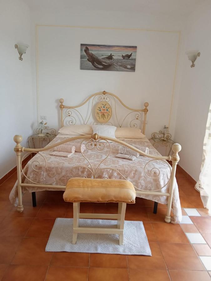 פורטו אוטיאולו B&B Baia Turchese מראה חיצוני תמונה