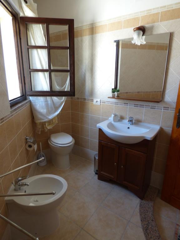 פורטו אוטיאולו B&B Baia Turchese חדר תמונה