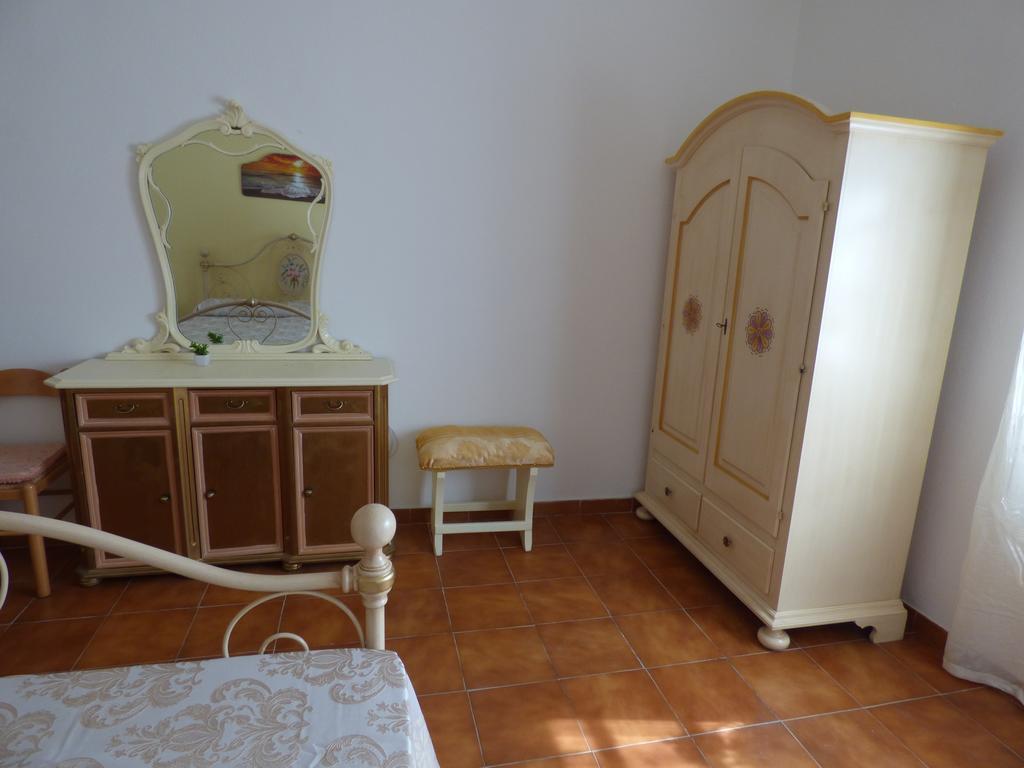 פורטו אוטיאולו B&B Baia Turchese חדר תמונה